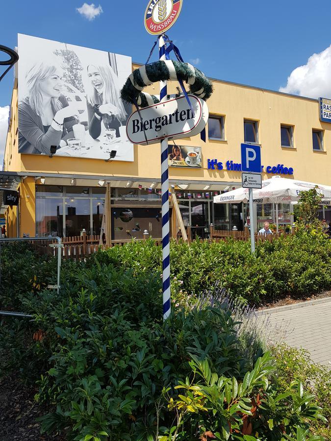 Zum Eichenzeller Hotel Exterior foto